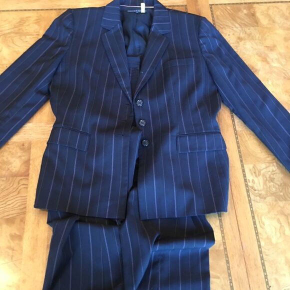 ANTONIO MELANI Pinstripe Pant Suit - Picture 2 of 8